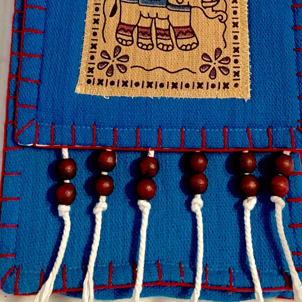 NEW ITEM: Blue Elephant Shoulder Bag. - Picture 4 of 8